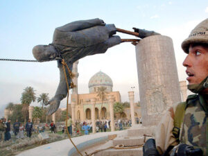 Estatuas y esfinges